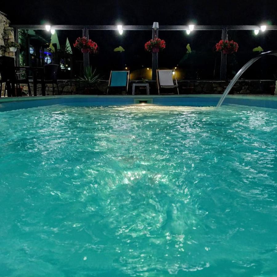 Hotel Vilagora Krushevo Krusevo Ngoại thất bức ảnh