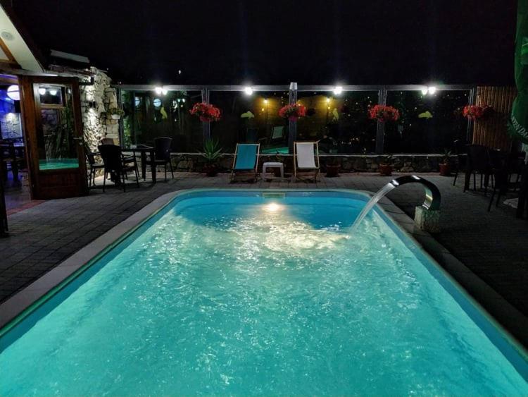 Hotel Vilagora Krushevo Krusevo Ngoại thất bức ảnh