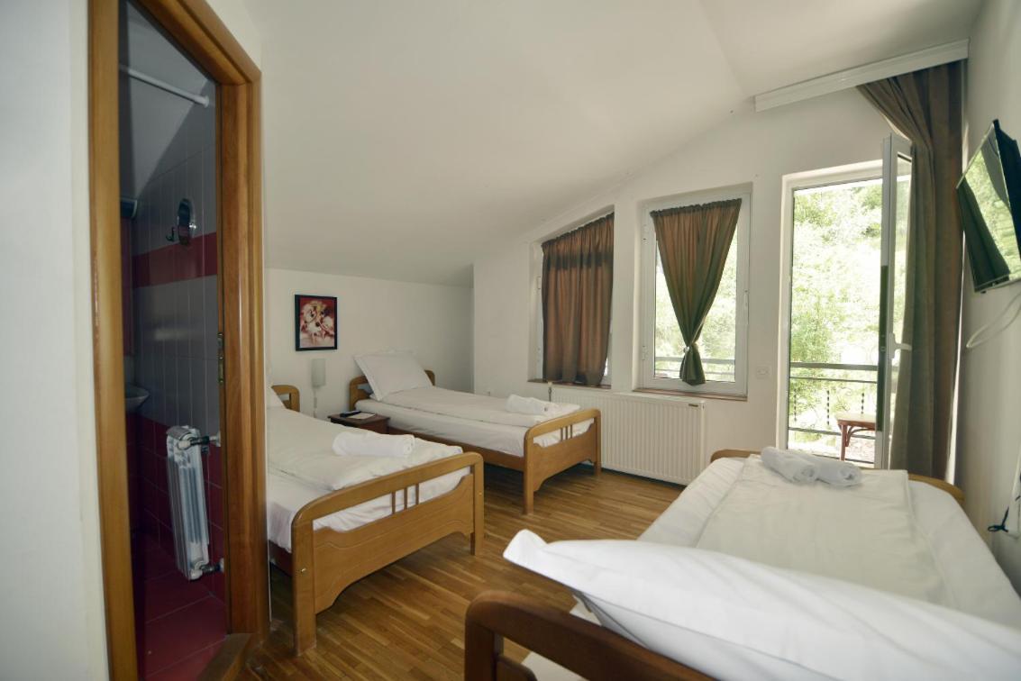 Hotel Vilagora Krushevo Krusevo Ngoại thất bức ảnh